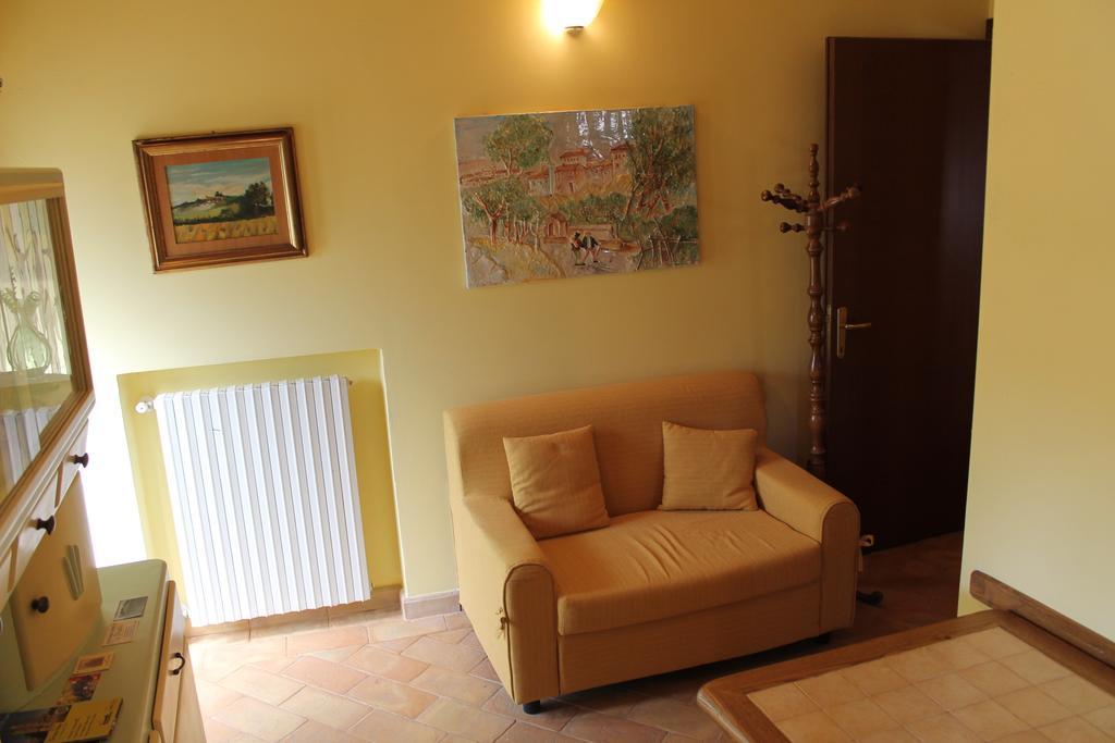 Agriturismo Borgo Pirolino Orvieto Oda fotoğraf